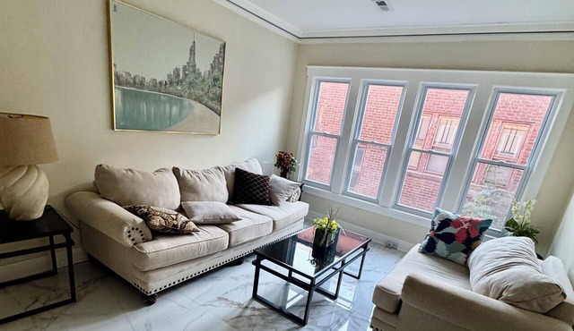 Newly remodeled great location spacious 3-bedroom apt in Pittsburgh with AC,