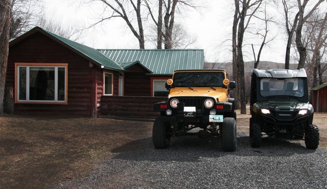 Newly Remodeled Historic Log Cabin on Banks of Horse Creek