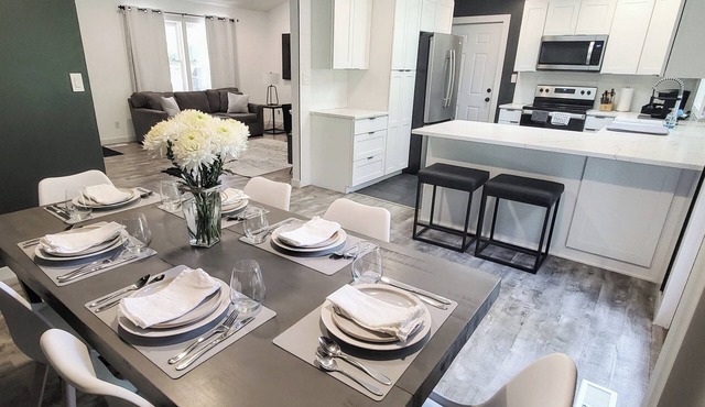 Newly remodeled home on 2 acres. Close to Mt Baker Ski Area,Bellingham & Canada!