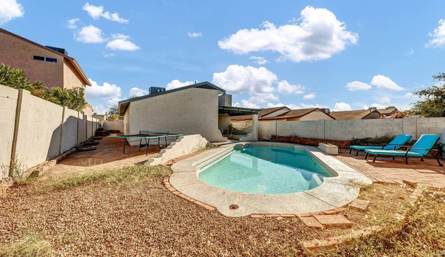 Newly Remodeled Home in North Phoenix with a POOL