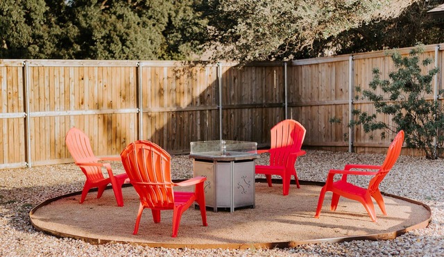 Newly remodeled house with amazing backyard - 5 mins to Tech/UMC