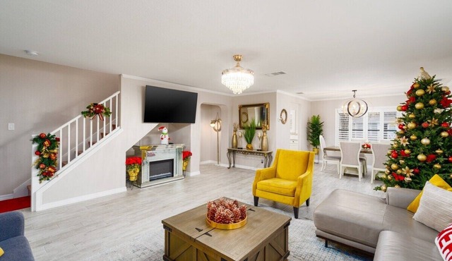 ★Newly Remodeled Modern 4BR ★ Near Medical Center