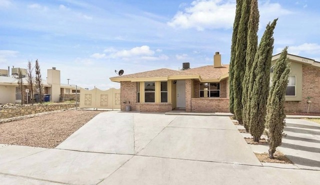 Newly remodeled, newly furnished, smart home