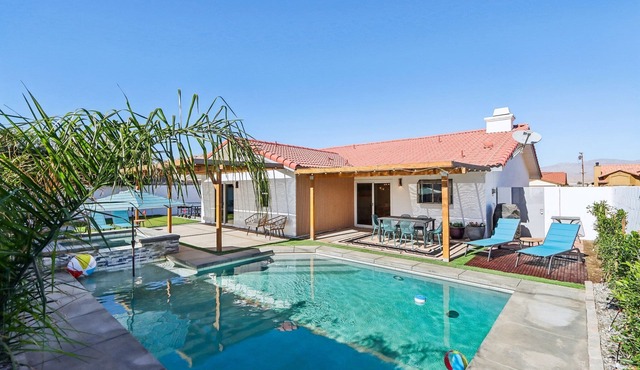 Newly Remodeled Pool Paradise