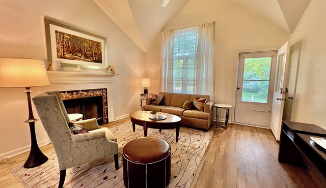 Newly remodeled pet-friendly home min from Robins AF Base and Houston Medical