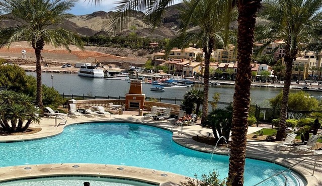 Newly Remodeled Studio Condo in Beautiful Lake Las Vegas Nevada