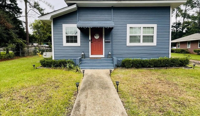 *Newly Remodeled* The Southern Blue Hideaway