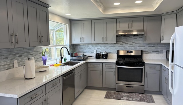 Newly remodeled House in Rowland Heights 4b3b 30 mins to Disneyland