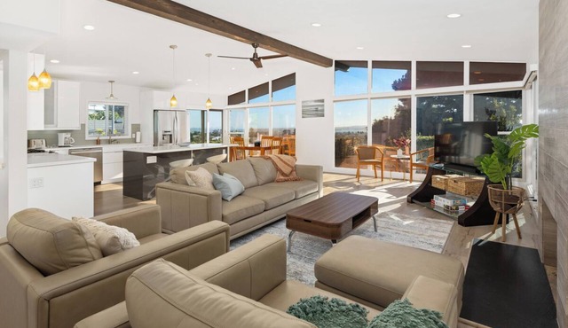 Newly Remodeled with VIEWS of Downtown Ocean and Bay!