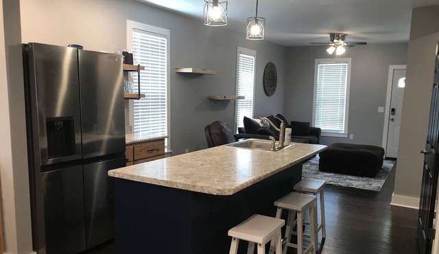 Newly Remolded Cute and clean Home on Main Street