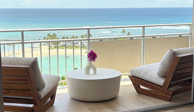 Newly Reno’d Oceanview Luxe Stay w/Free Parking