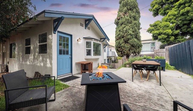 Newly Renovated! | 10 Min to Balboa Zoo and Beach