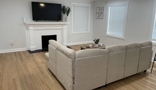 Newly renovated 2 bed unit