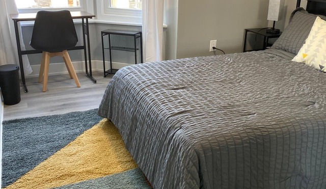 Newly Renovated 2-Bedroom Oasis