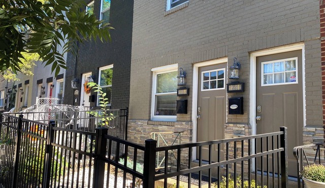 Newly Renovated 2BD 2BR unit in the heart of NE DC!