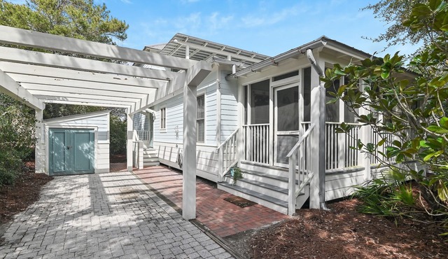 Newly Renovated-2nd Home to Beach, Heated Pool, Bikes, Beach Gear, Seacrest 30A
