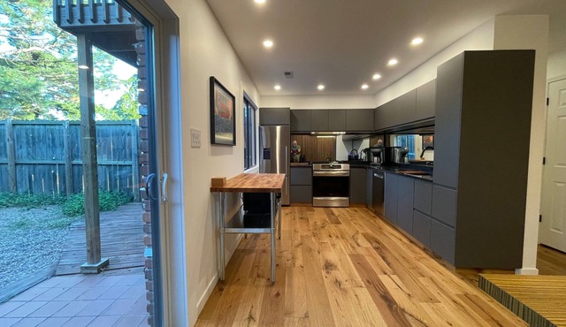 Newly Renovated 3 Bedroom in the Heart of Columbia