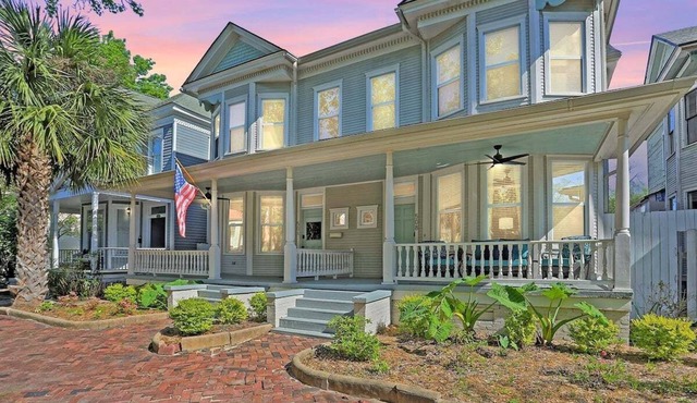 Newly renovated, 3 bedrm 2 bath, Near Forsyth Park