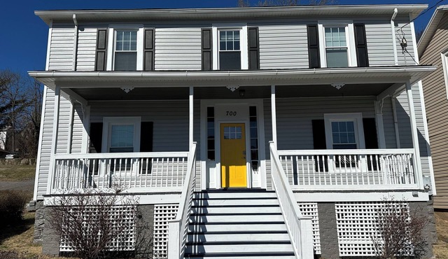 Newly renovated 3 bed 2 bath house in Clifton Forge, Va