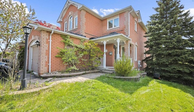 Newly Renovated 3BR in Whitby | Family-Friendly