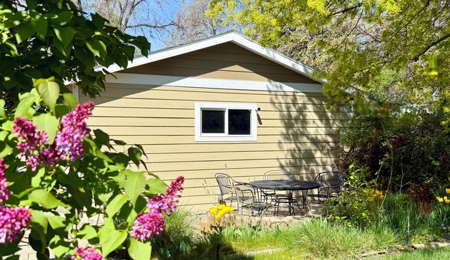 Newly Renovated 3BR Oasis - Close to Dining + Private Backyard Fire Pit