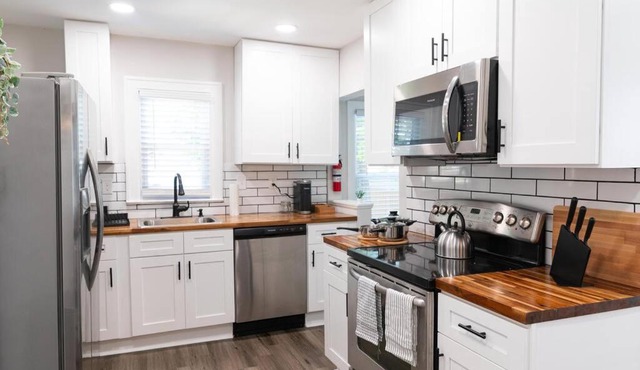 Newly Renovated 3BR with Private Yard and Parking!