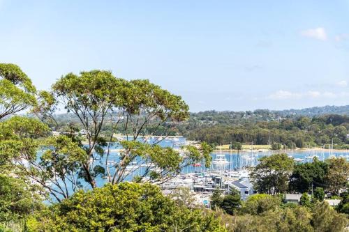 Newly renovated 4 bedroom home in Newport with Pittwater views