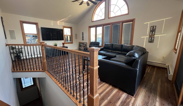 Newly Renovated 4BR 2BA Ocean Block Bay View Ship Bottom Home Central Location