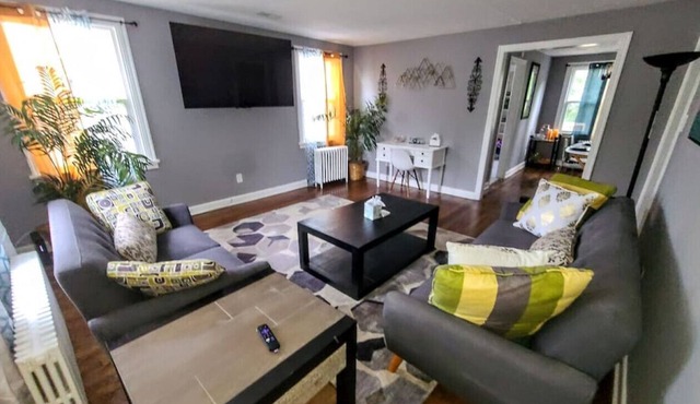 Newly Renovated Apt. Minutes to Downtown Richmond