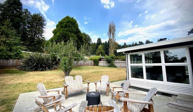 Newly Renovated Arcata Sunny Mid-Century Gem