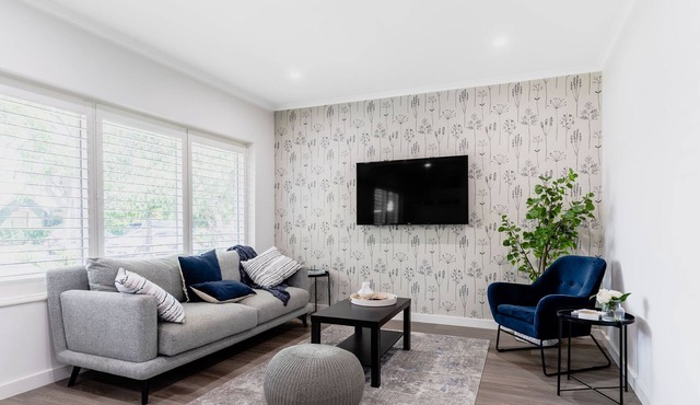 Newly Renovated Luxury in Converted Toorak Gardens