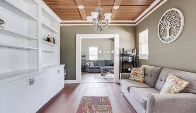 Newly Renovated-Beautiful FT Sam-Pearl-DTSA 2BD
