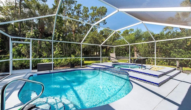 Newly Renovated, Beach Close, Pet Friendly, Modern Luxury Retreat