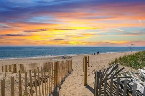Newly Renovated Beachside Bliss Steps to Sand