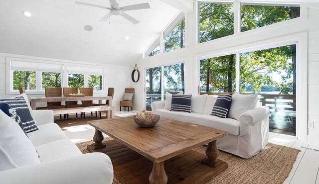 Newly renovated beauty on main lake with sunrise to sunset panoramic views!