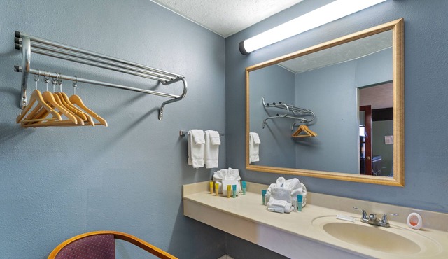 Newly renovated boutique hotel close to College of William and Maryn