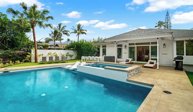 Newly renovated +Brand New Pool and Spa + Airy-Custom Ocean Bluff Home
