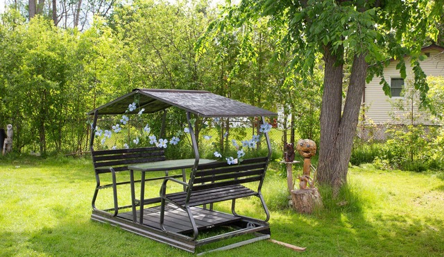 Newly Renovated 2 Bedroom Cabin - Sandy Beach/Firepit/Boating & More