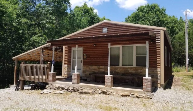 Newly Renovated Cabin on Truman Lake Warsaw, Clinton, Bucksaw.
