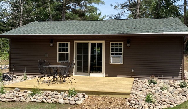 Newly Renovated Cabin -dog friendly