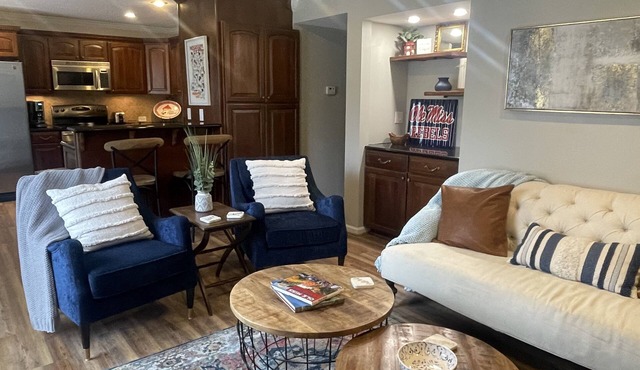 Newly Renovated Charming Oxford Condo Located Steps to the Square!