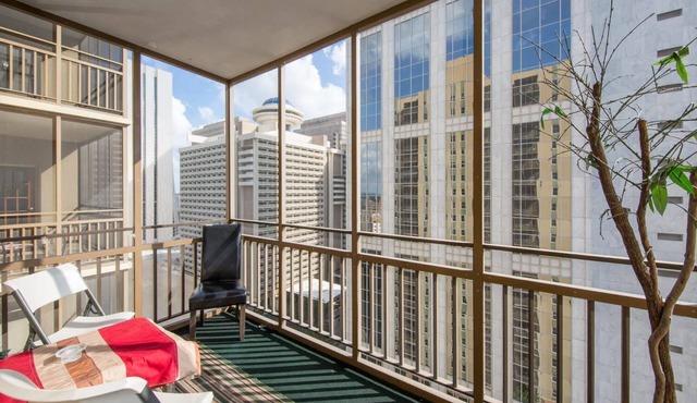 Newly Renovated Condo! Professionally Designed High-rise in Heart of Downtown!