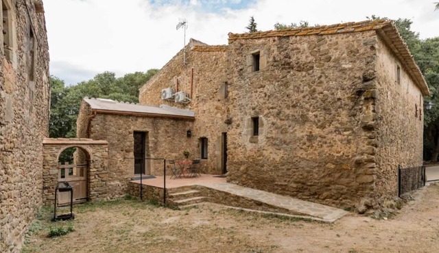 Newly renovated country house on a private estate