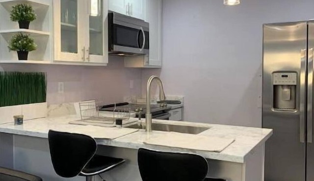 Newly Renovated Cozy home away from home!