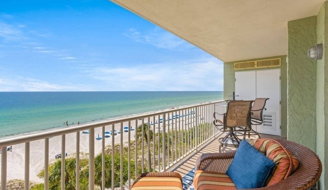 NEWLY RENOVATED EXTERIOR Beachfront Condo, Pool, Gulf Coast Sunsets!