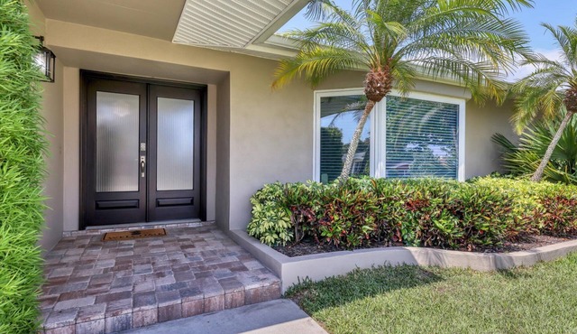 Newly renovated Florida home minutes from Indian Rocks and Clearwater Beach.