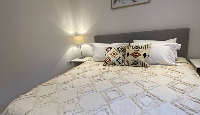 Newly renovated upside down lodge on Castle estate