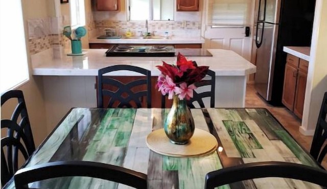 Newly Renovated Guest Housenn