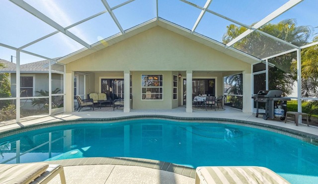 Newly Renovated, Gulf Access & Heated Pool - Villa Following the Sun - Roelens Vacations