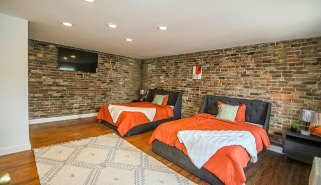 Newly renovated Home in Charming Glendale